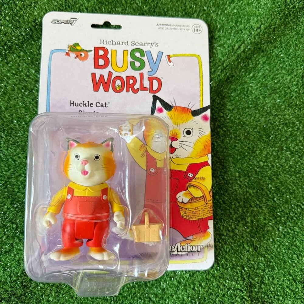 Richard Scarry ReAction Busy World Figures Huckle Cat Picnic (Red Overalls) NEW